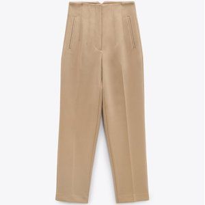 HIGH-WAISTED PANTS